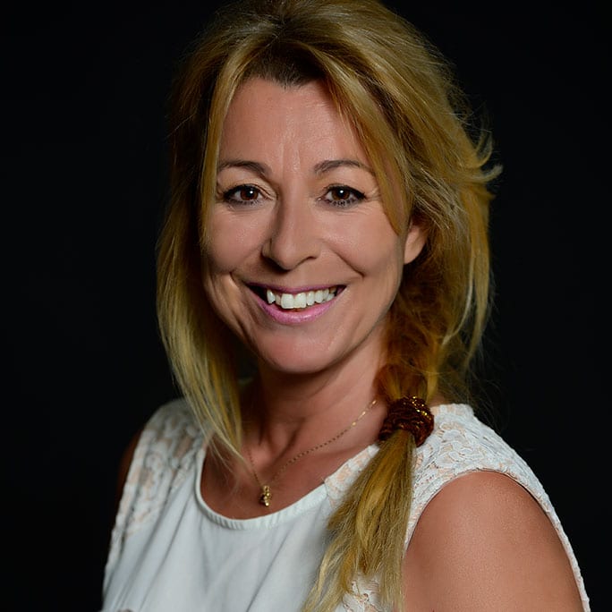 Madame Lyne Rivard, directrice générale et secrétaire-trésorière de la Municipalité