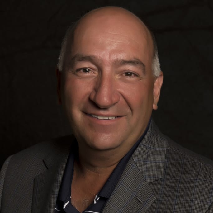 Monsieur Sylvain Lavallée, conseiller du district 2