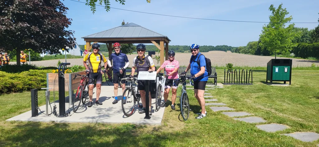 Parc-de-la-Croix_arrêt cycliste