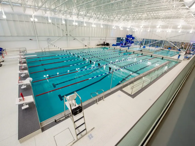 Bassin sportif du Centre aquatique Beloeil