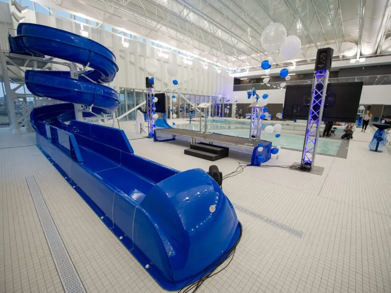 Glissade intérieure du Centre aquatique Beloeil