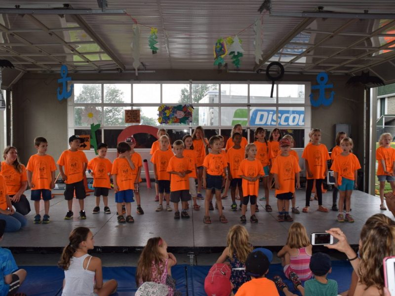 Spectacle du camp de jour lors de la Fête St-Mathieu